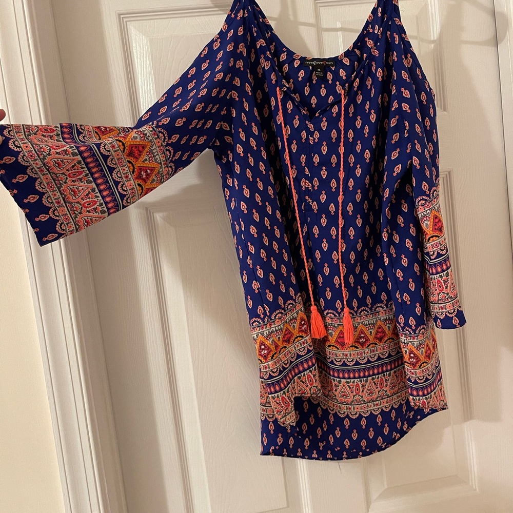 Cute Fall Top - Picture 4 of 4